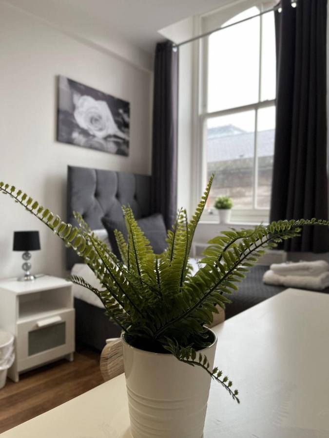 Sublime Stays Webberley Stylish Studio Stoke City Centre Exterior foto
